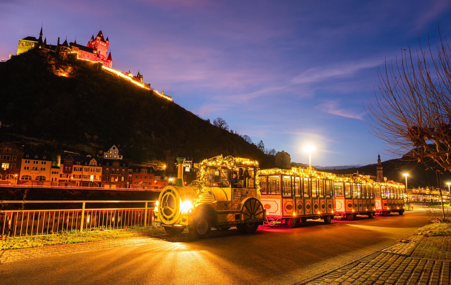 Glühweinfahrten mit dem Wei(h)nachtsexpress 2026